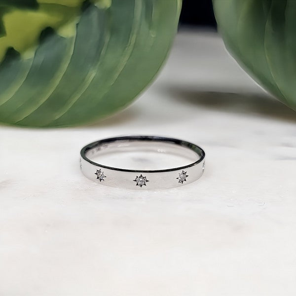 Starburst Natural Diamond Band